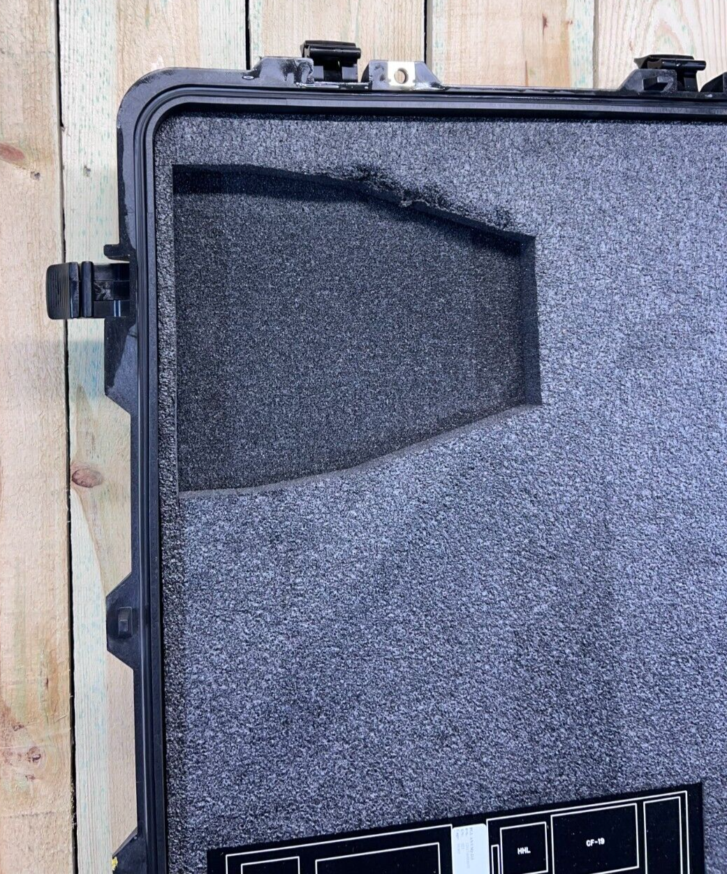 Pelican 1690 Protector Large Waterproof Transport Storage Case Rolling