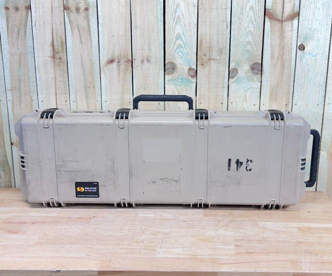 Pelican Storm IM3220 Long Rifle Case Tan Rolling Good Condition AB Free Ship