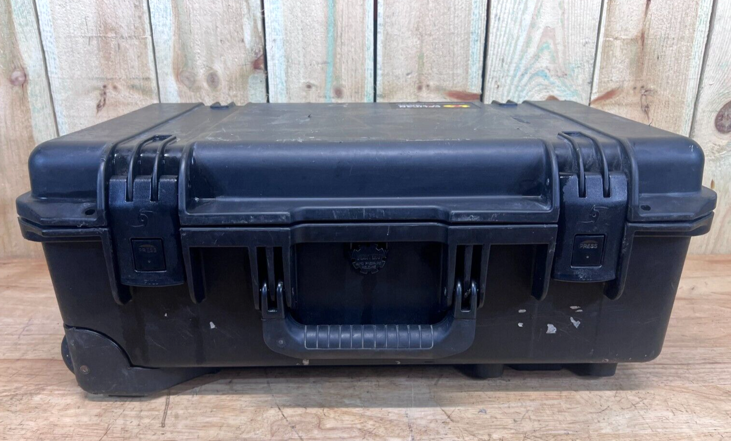 Pelican IM2500 Storm Case Waterproof  Black Good Condition A/B Free Shipping