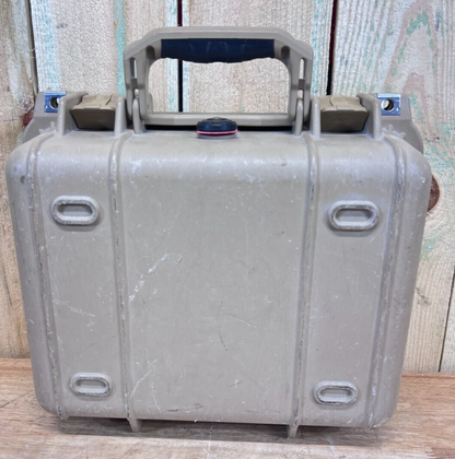 Pelican 1400 Protector Case Handheld Black Good Condition A/B Free Shipping