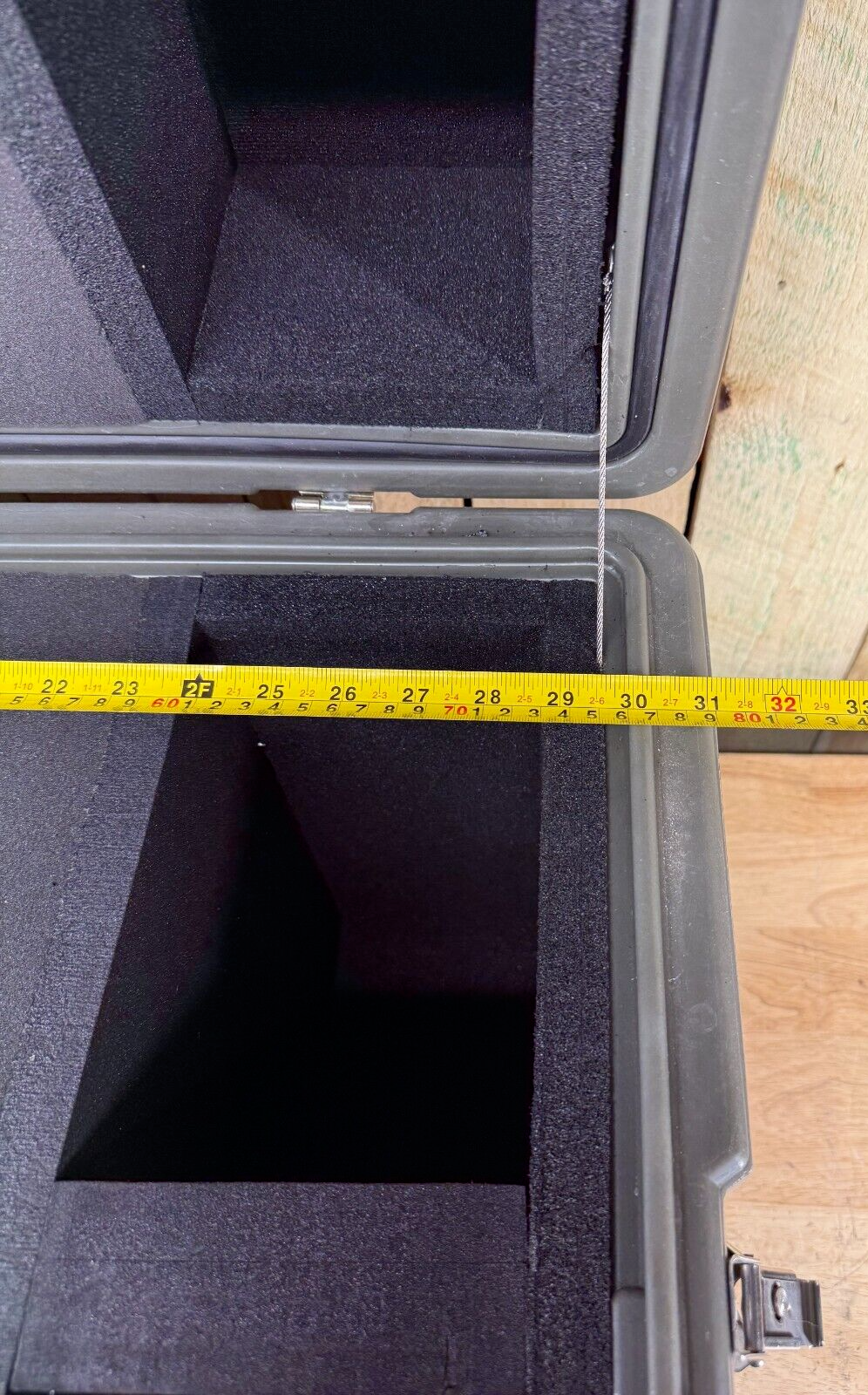 Pelican Hardigg Footlocker Green Transport Case 31