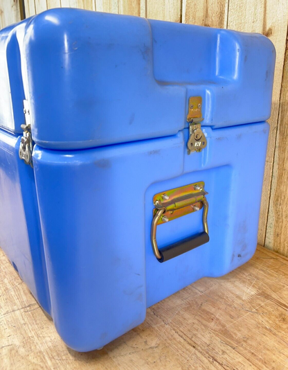Pelican Hardigg Case 17.5X16X17" Blue  Military Waterproof Storage Container