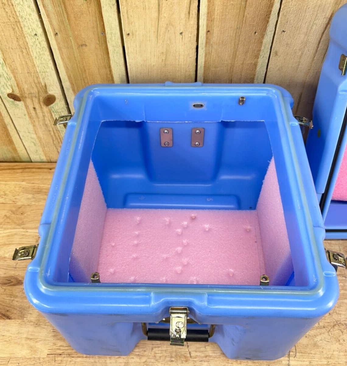 Pelican Hardigg Case 17.5X16X17" Blue  Military Waterproof Storage Container