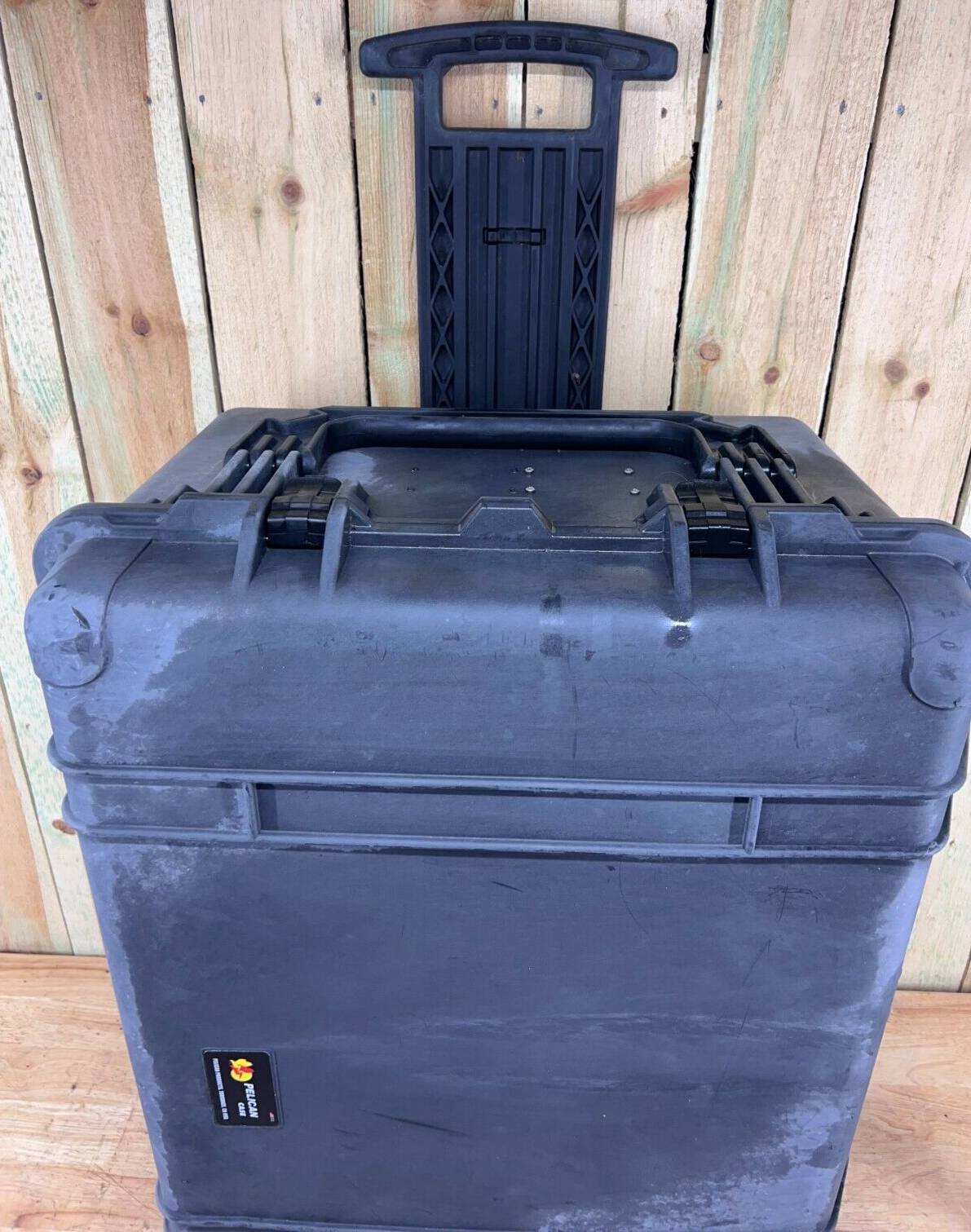 Pelican 1630 Protector Case Transport Rolling Waterproof Used B/C Free Ship