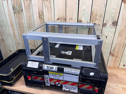 Pelican Hardigg Server Rack Rackmount 5U 19" Waterproof Storage Case W/ Rack