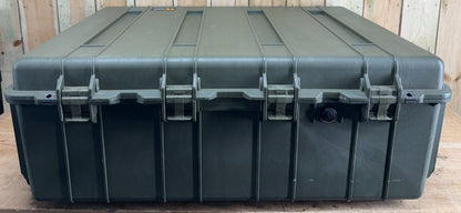 Pelican 1730 Protector Case Green Rolling Waterproof Good Condition AB Free Ship