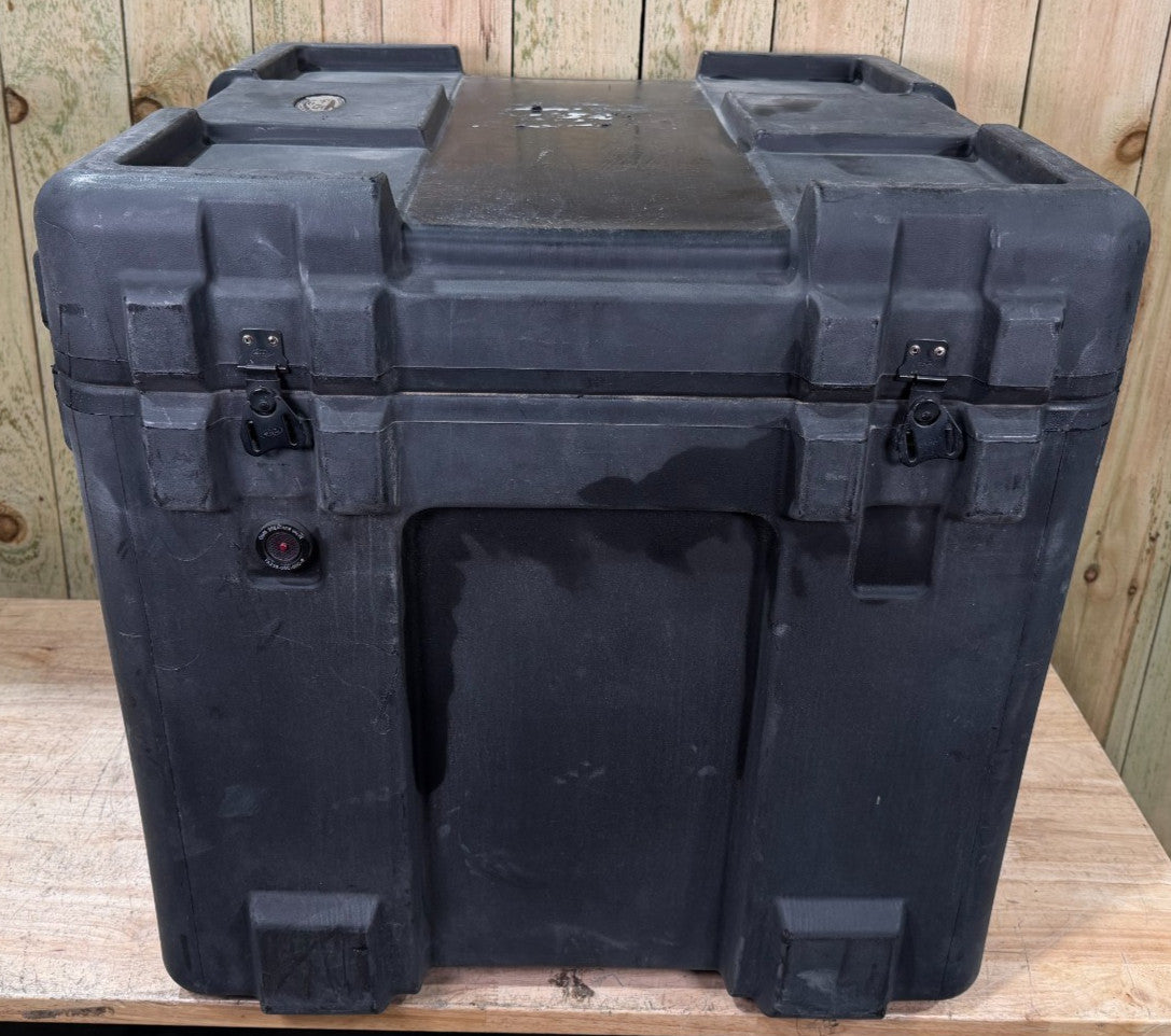 SKB rSeries Footlocker Style Storage Case Trunk 27.5x28x26.5" Black AB