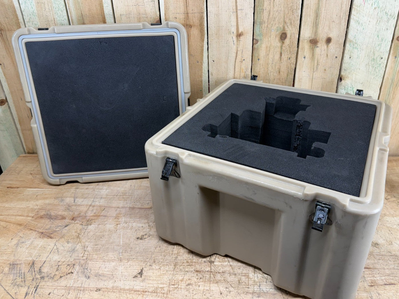 Pelican Hardigg Case 19x19x15.5" Tan Military Waterproof Footlocker W/ Foam