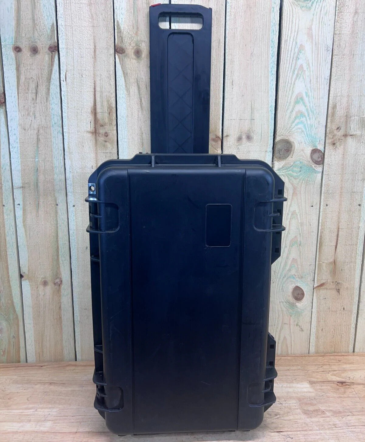SKB 3i2213-12 iSeries Waterproof Rolling Case Black Good Condition A/B Free Ship