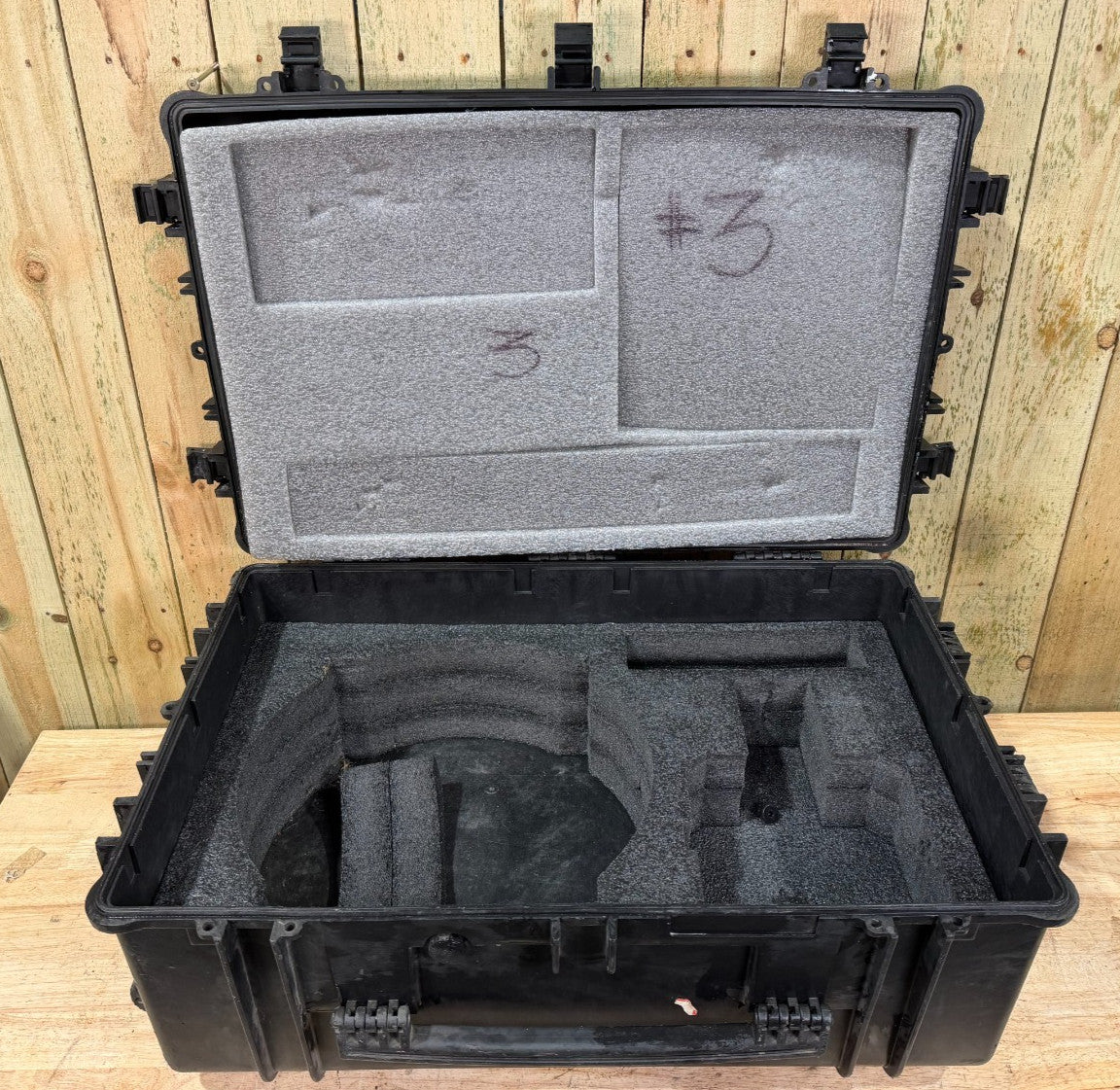 Explorer 7630 Transport Case 33 7/8