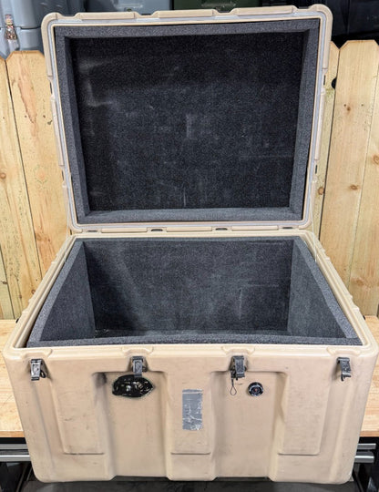 Hardigg MM36 Footlocker  33x27x23 Tan Case  Surplus Military  Waterproof