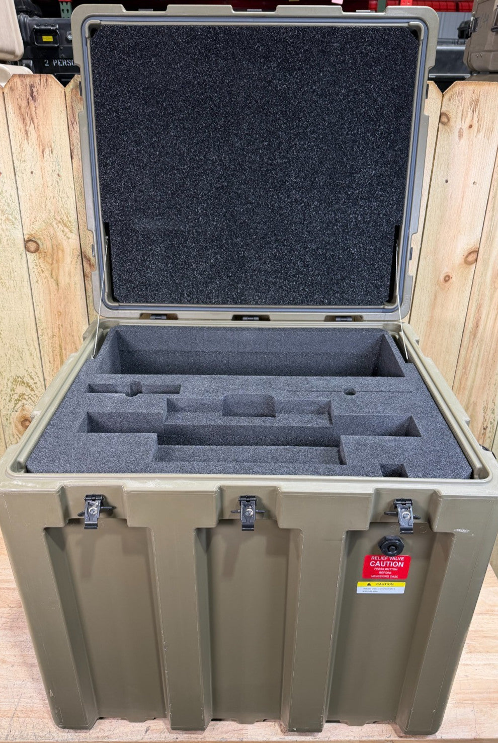 ECS Loadmaster Case 29x25x28.5" Military Surplus Transit Tan Grade AB