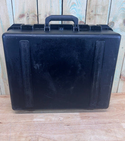 Pelican IM2700 Storm Case Black Waterproof  AB Grade Good Condition Free Ship