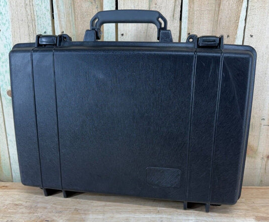 Pelican 1490 Laptop Case Used Good Condition A/B Waterproof Handheld Storage