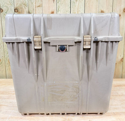 Pelican 0370 Waterproof Tan Case Large Good Condition AB Free Ship