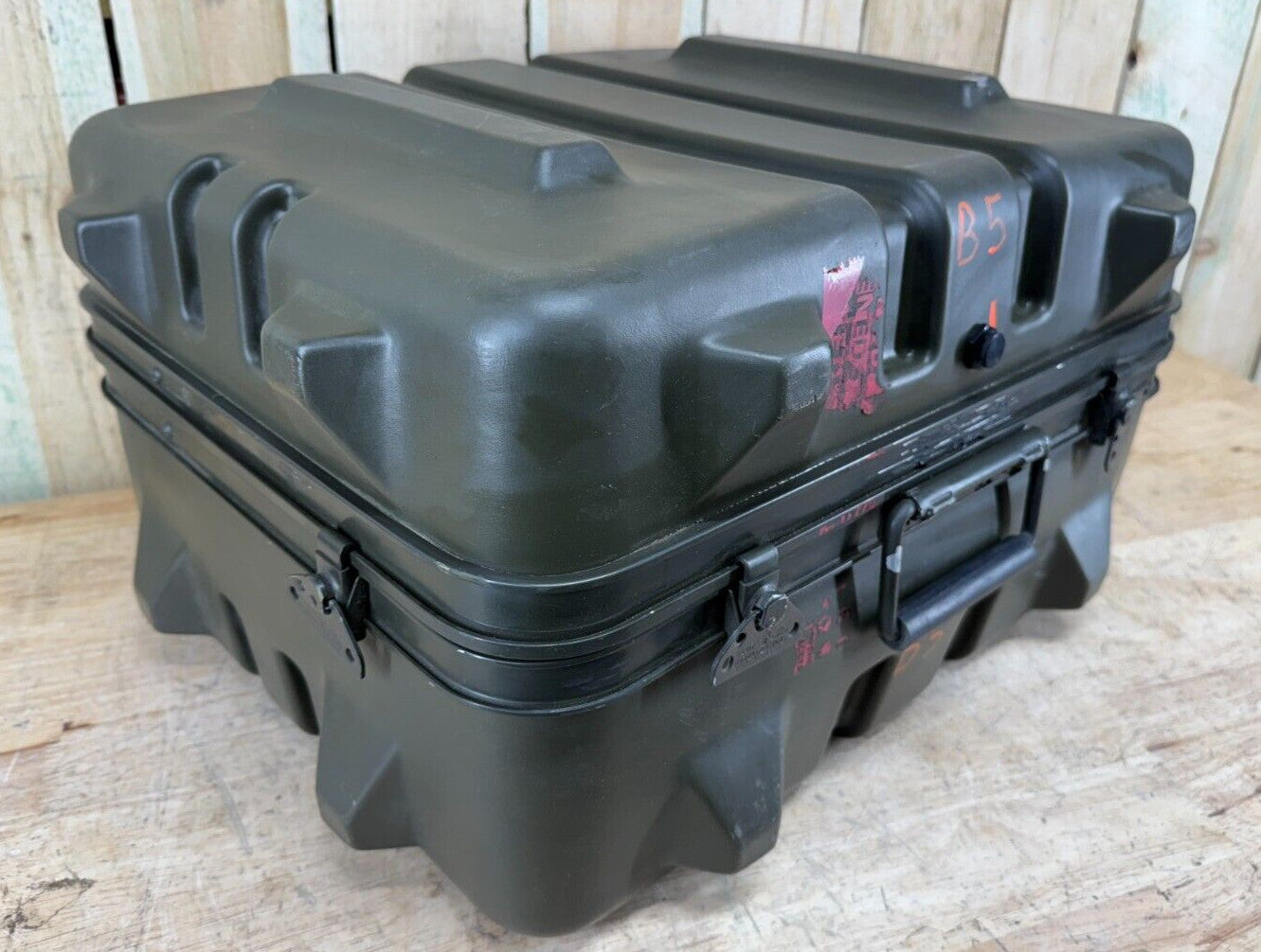 Thermodyne Storage Case 21.5X18X12.5"  Military Waterproof Footlocker Hardigg