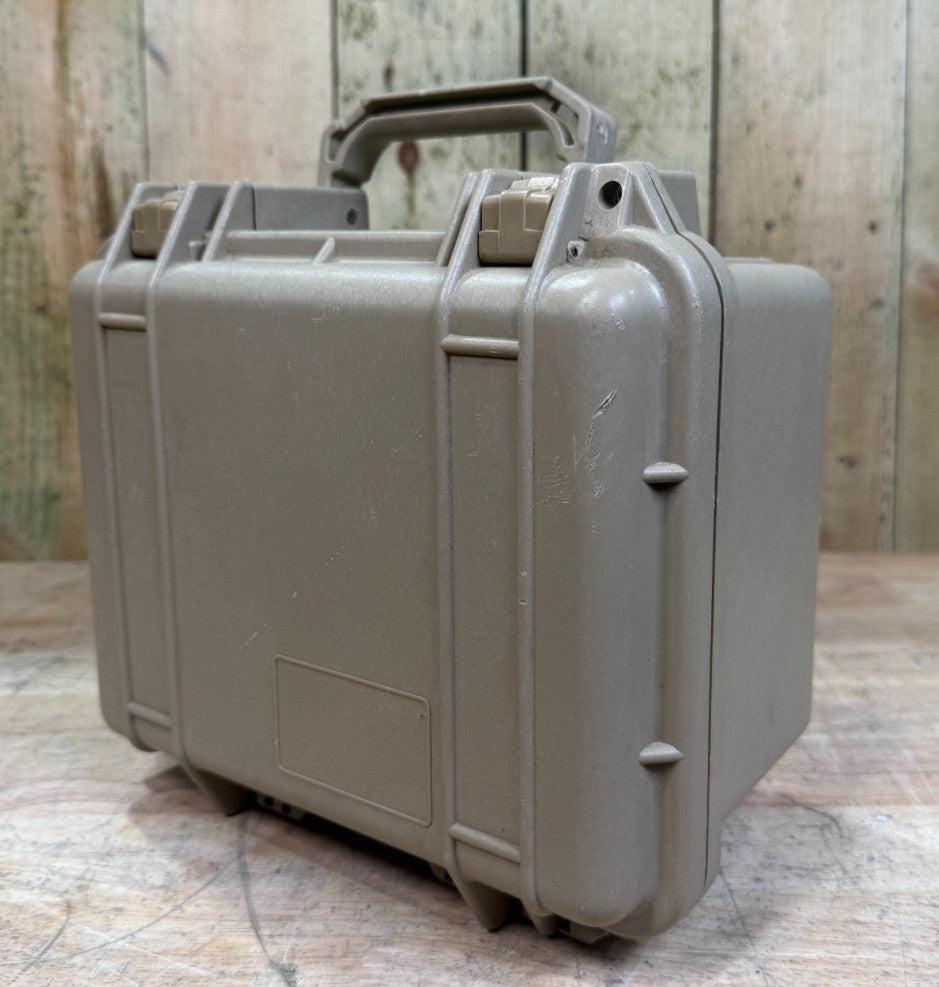 Pelican 1300 Hard Protector Case Good Condition A/B Waterproof Free Shipping