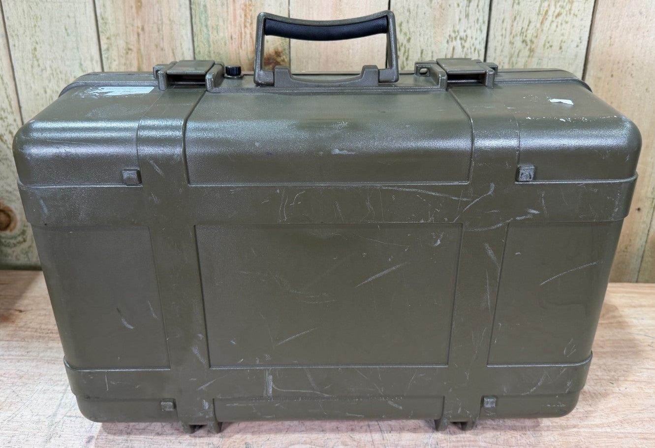 UK Underwater Kinetics 821 Ultracase Waterproof Handheld Military Surplus A/B