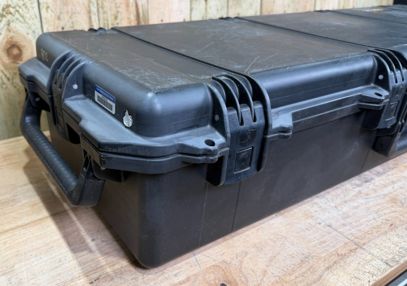Pelican Storm IM2320 Waterproof Storage Case Free Shipping Great Condition  A/B