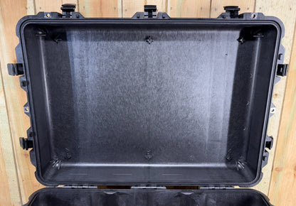 Pelican 1660 Protector Case Rolling Waterproof Black Brand New NIB