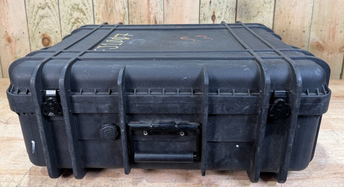 UK Underwater Kinetics 822 Ultracase Waterproof Handheld Military Surplus A/B