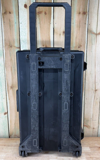 Pelican iM2950 Storm Case Rolling Waterproof Black Good Condition B/C