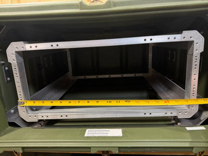 Hardigg Server Rack Rackmount  19x24" 4U Rack Waterproof Storage Case W/ Rack