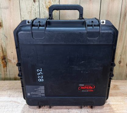 SKB 1717-10 iSeries Waterproof Rolling Case Black Good Condition A/B