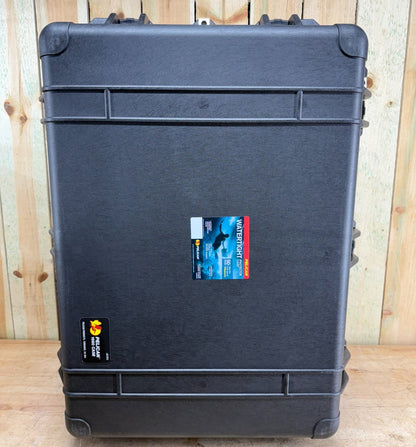 Pelican 1660 Protector Case Rolling Waterproof Black Brand New NIB