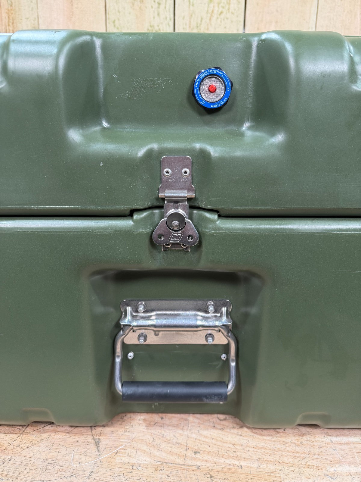 Pelican Hardigg Footlocker Green Case 24.5x18.5x15" Military Waterproof