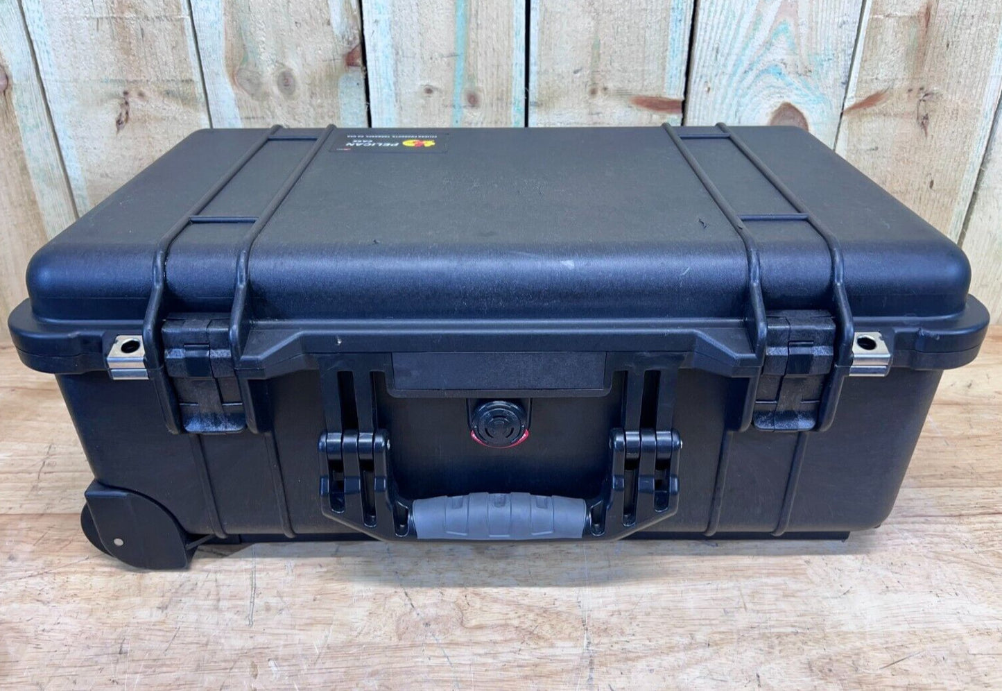 Pelican 1510 Waterproof Rolling Carry On Case Black Good Condition AB Free Ship