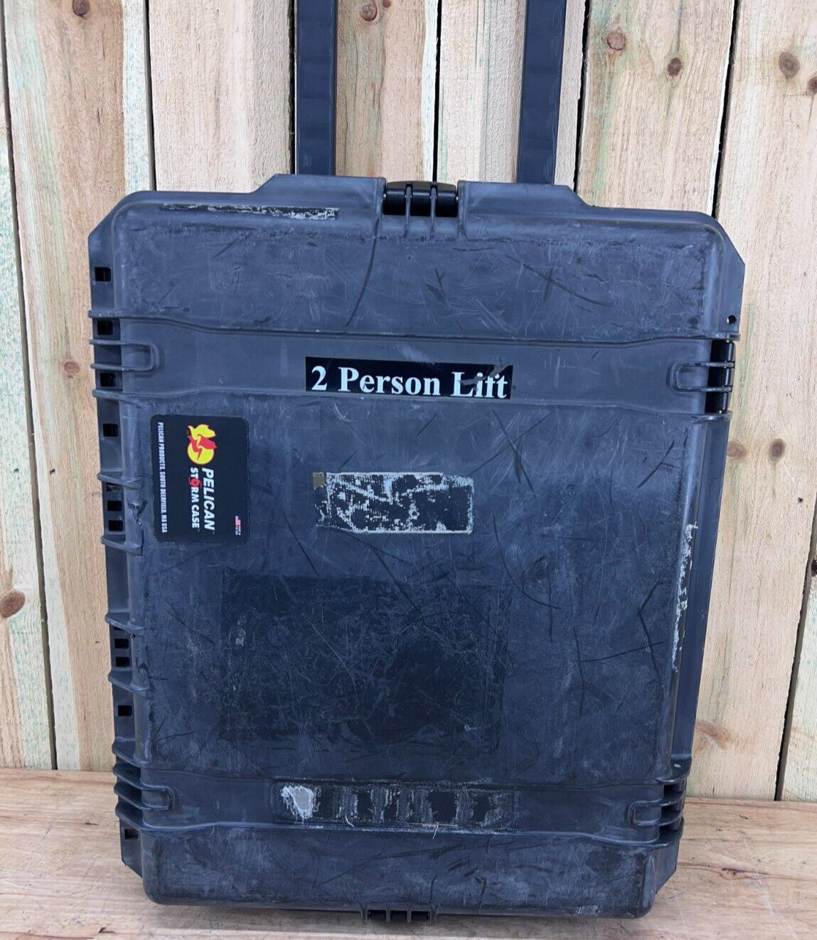 Pelican IM2720 Storm Case Waterproof  B/C Grade (1610 Comp) Free UPS Shipping