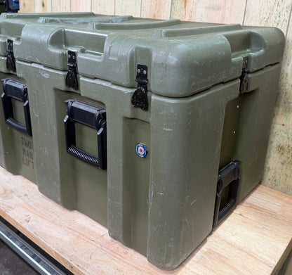 Pelican Hardigg 32.5x21x19.5" Rolling Footlocker Green Case Military Waterproof