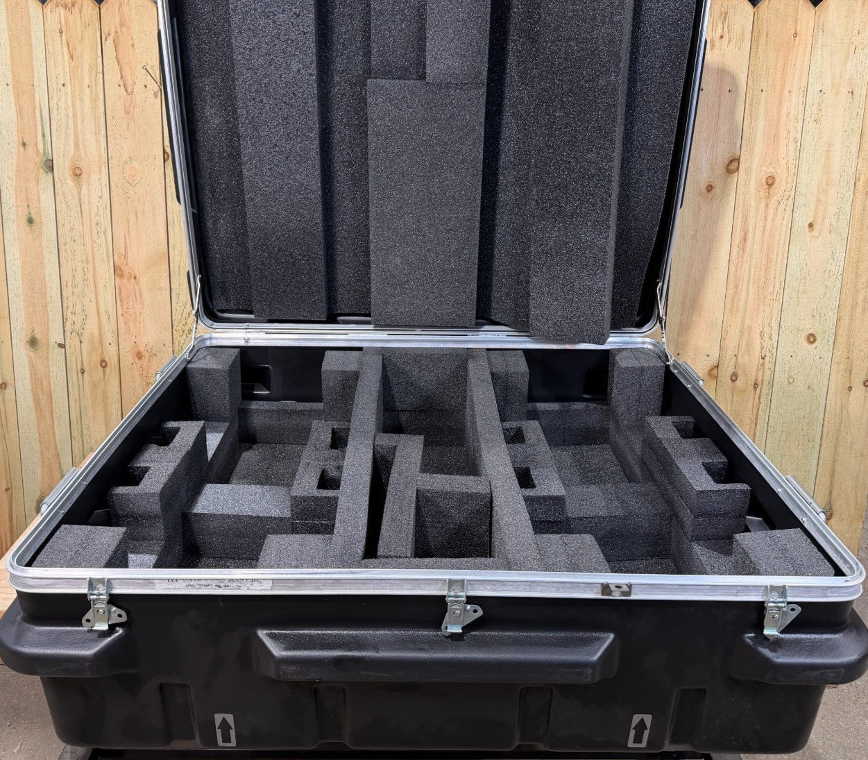 Thermodyne Storage Case 46x40x17"  Military Waterproof Footlocker Hardigg