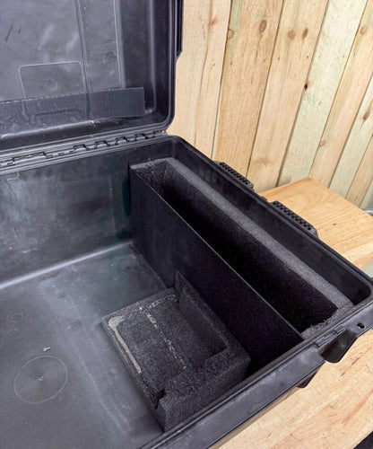 Pelican iM2950 Storm Case Rolling Waterproof Black Good Condition B/C