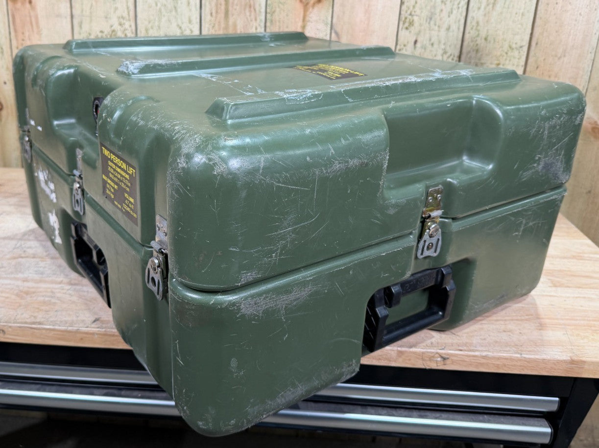 Hardigg Footlocker  25x23.5x13.5" Green Case  Military Waterproof