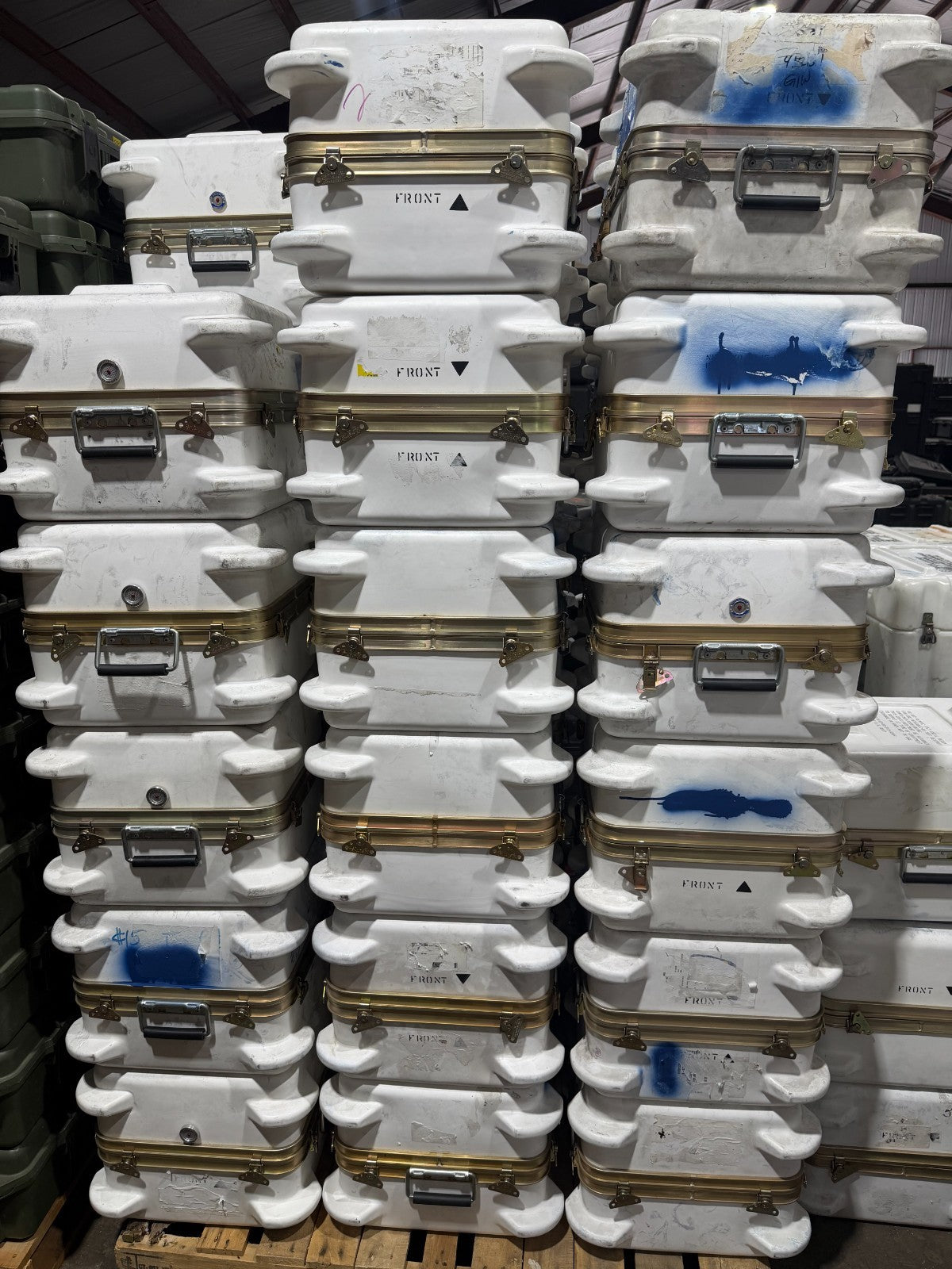Thermodyne Storage 18x17.5x14"  Military Waterproof Footlocker Hardigg