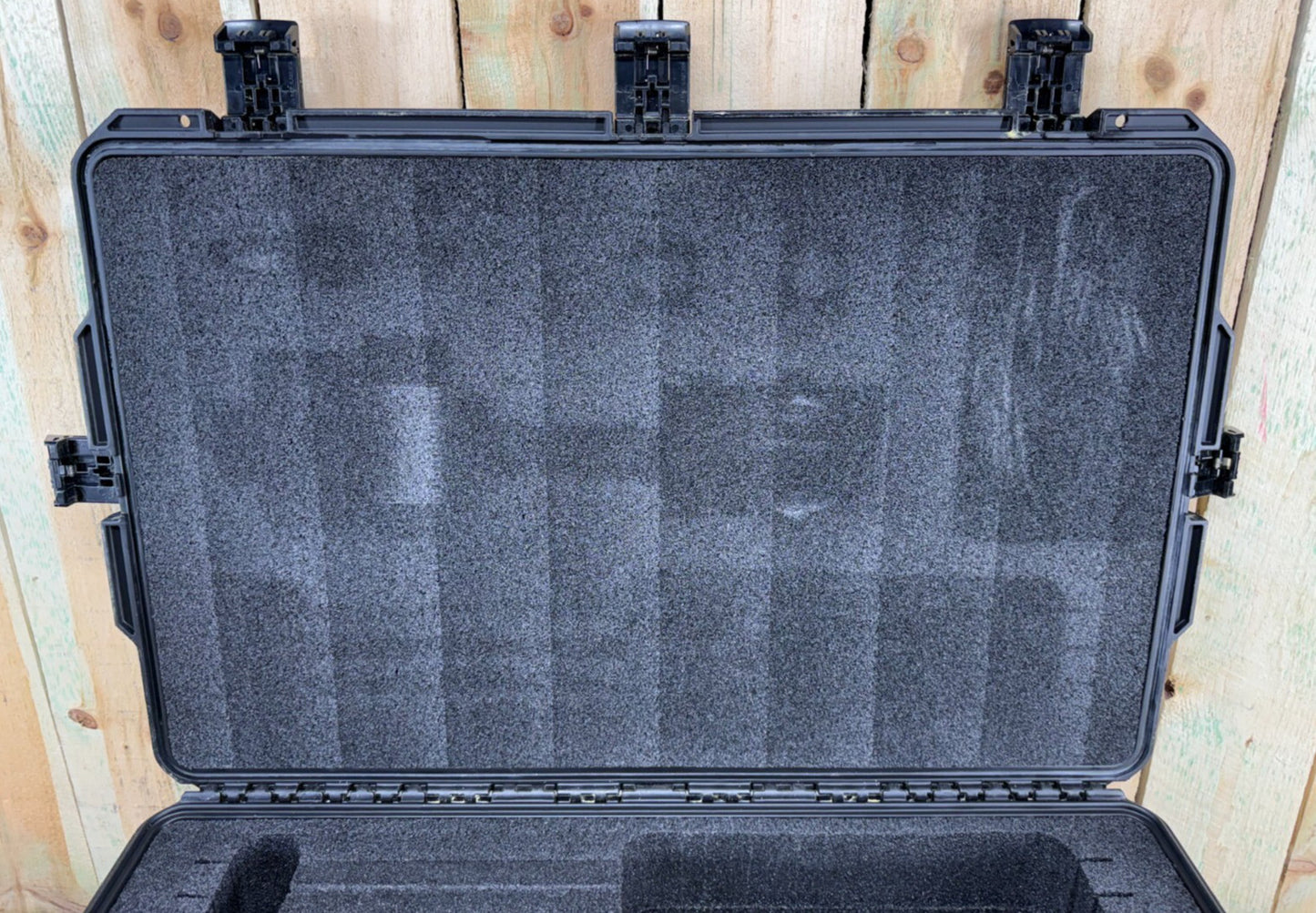 Pelican iM2950 Storm Case Rolling Waterproof Black Good Condition A/B Free Ship