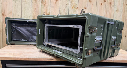 Hardigg Server Rack Rackmount  19x24" 4U Rack Waterproof Storage Case W/ Rack