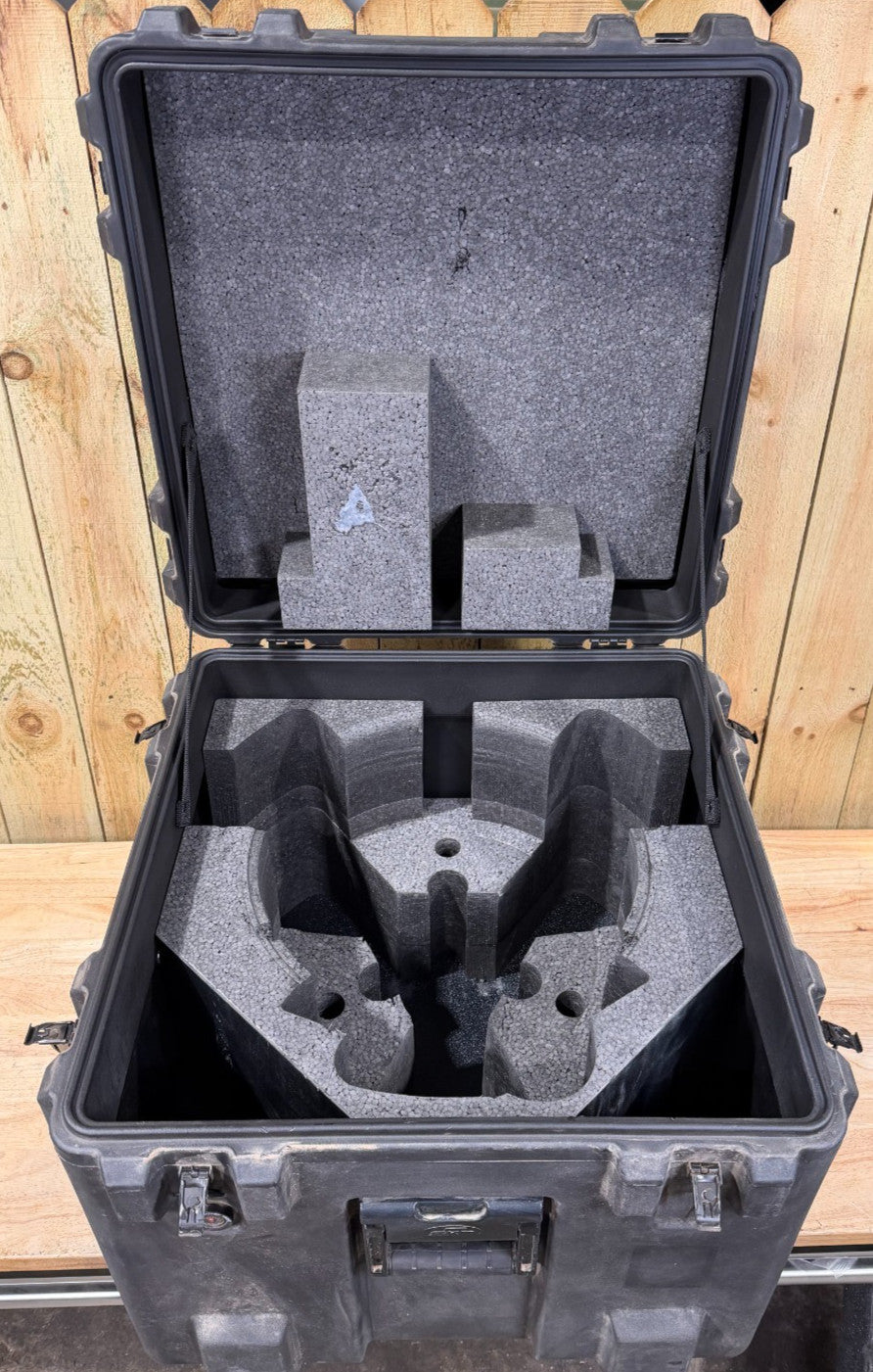 SKB rSeries Footlocker Style Storage Case Trunk 25x25x22.5" Black AB