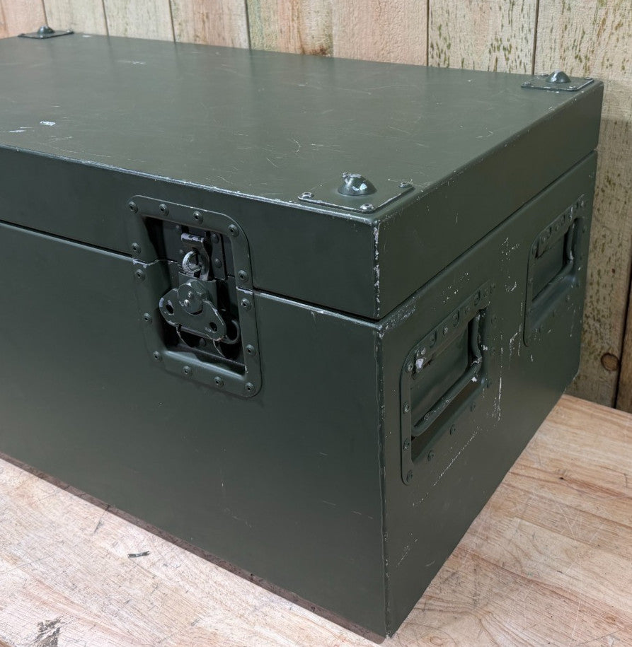 Military Surplus Metal Footlocker Case 37x19x15 Green Waterproof Storage