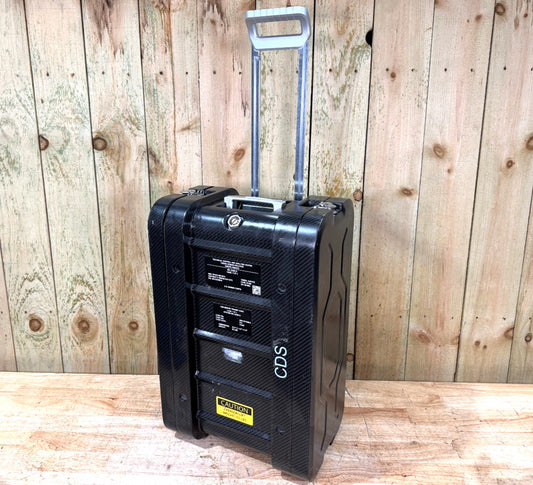 Voyager 8 Klas Carbon Fiber Rolling Storage Case Server Rack Style