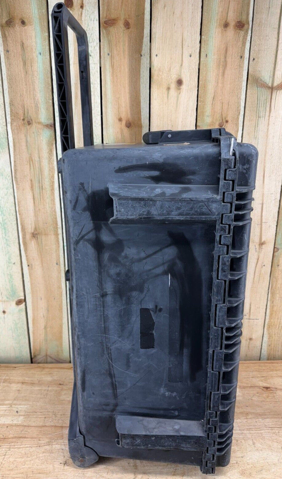 Pelican iM2975 Storm Case Rolling Waterproof Black Good Condition B/C Free Ship