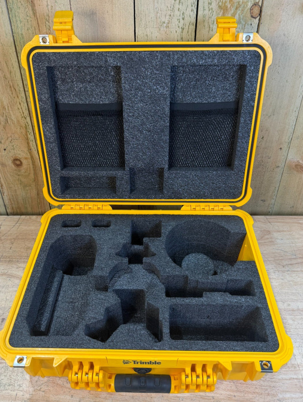 Pelican 1520 Hard Protector Case Good Condition A/B Waterproof Free Shipping
