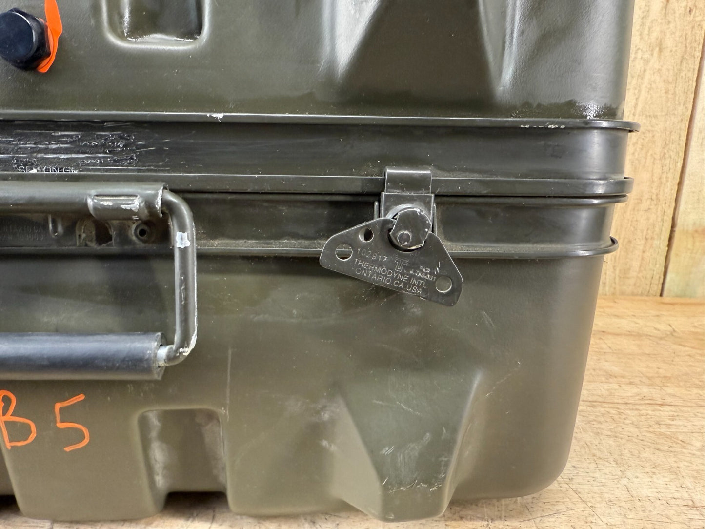Thermodyne Storage Case 21.5X18X12.5"  Military Waterproof Footlocker Hardigg
