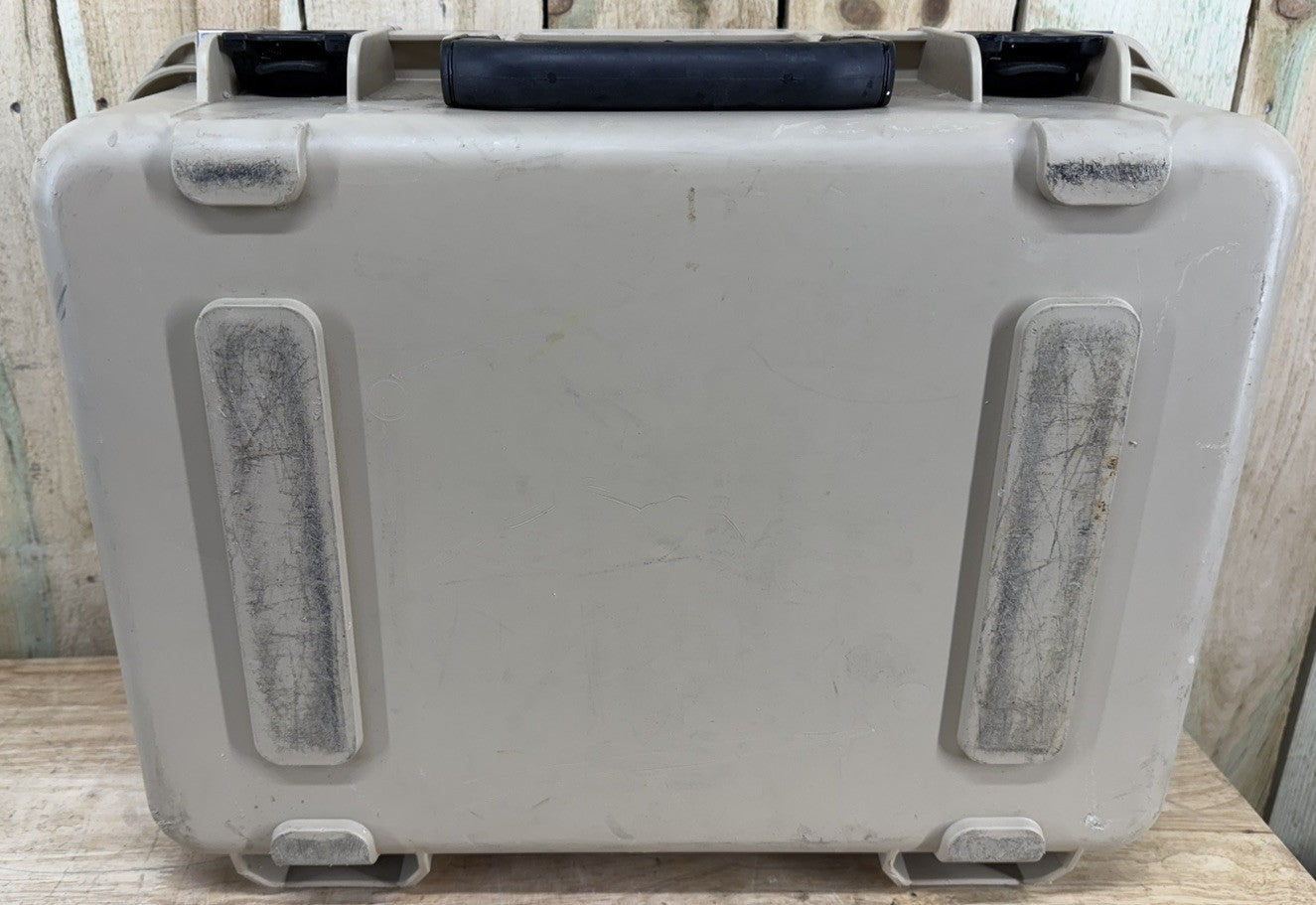 SKB 3I-1813-7B-E Waterproof Storage Case Tan Good Condition A/B Free Shipping