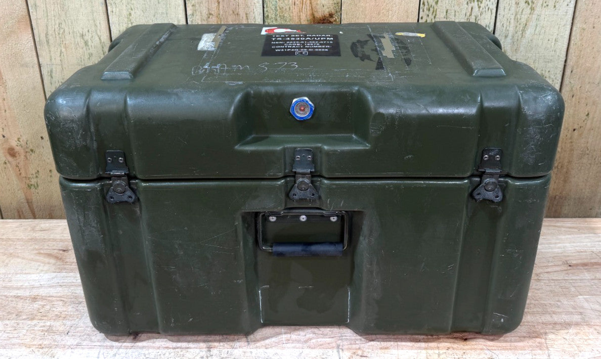 Hardigg Footlocker  26x16x16 Green Case  Military Waterproof