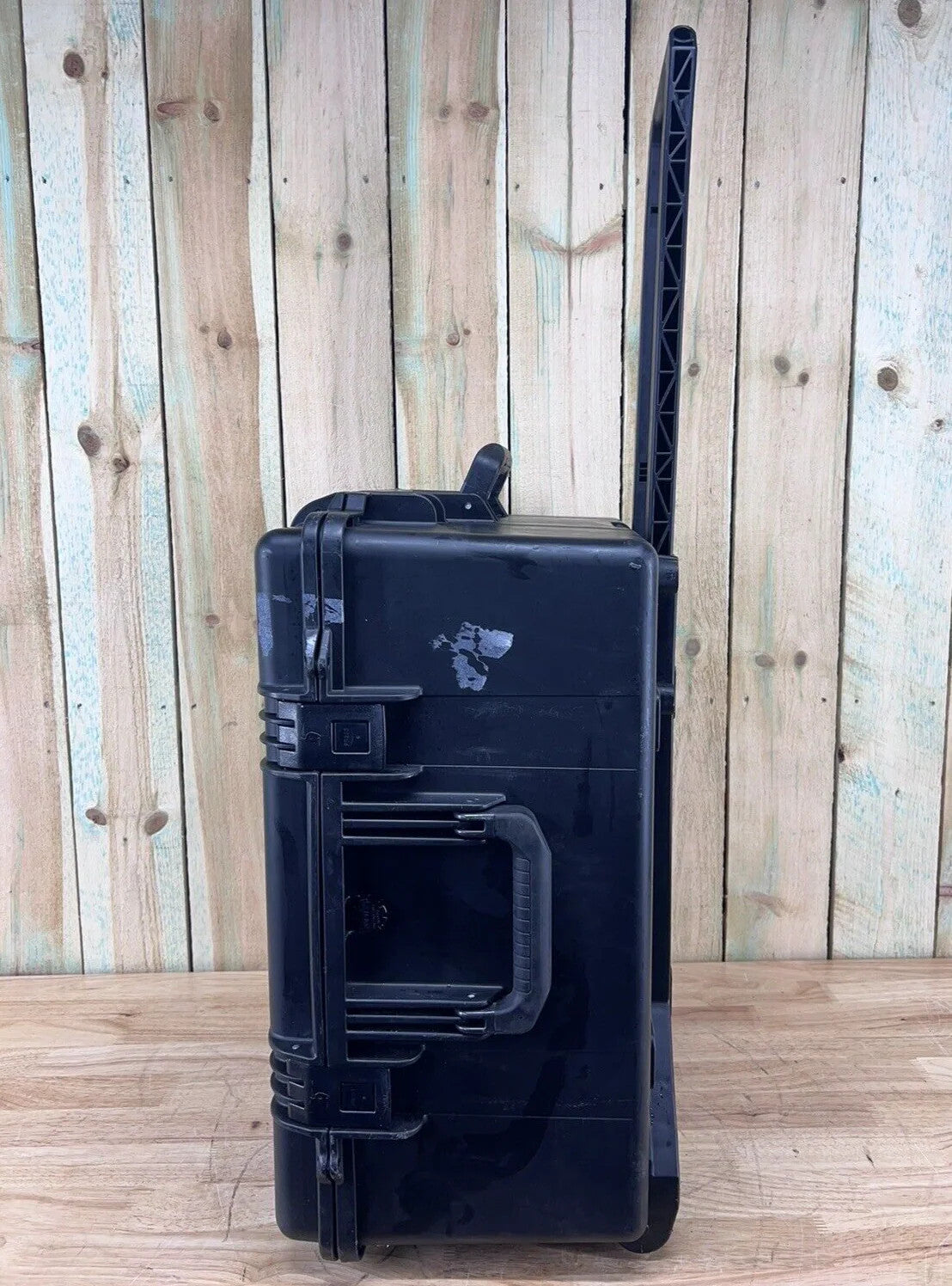 Pelican Storm IM2875 Black Waterproof Rolling Storage Case Good Condition AB