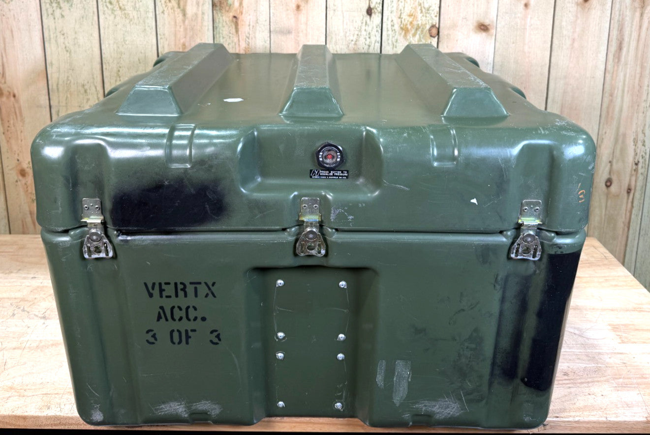 Hardigg Footlocker   28.5x27x20” Green Case  Military Waterproof