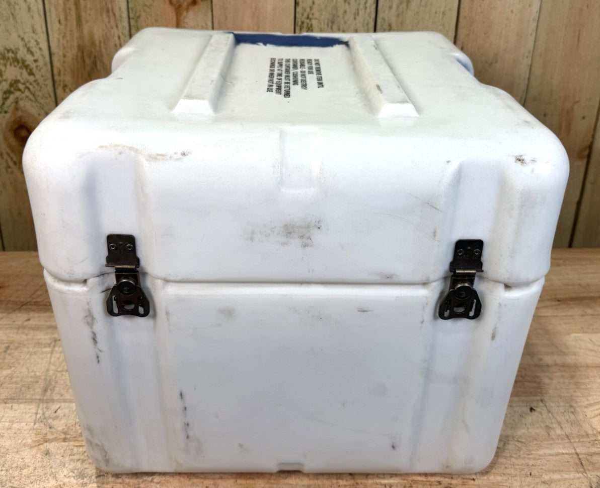 Pelican Hardigg 18.5x18.5x16.5” Footlocker White Case Military Waterproof